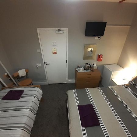 רדינג Caversham Lodge חדר תמונה