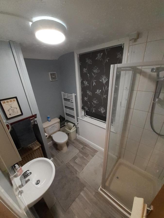 רדינג Caversham Lodge מראה חיצוני תמונה