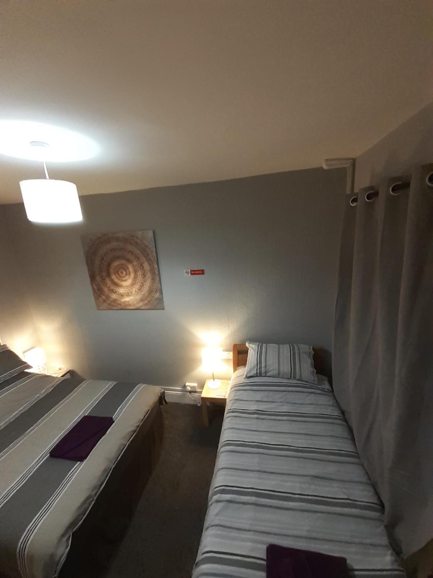 רדינג Caversham Lodge חדר תמונה