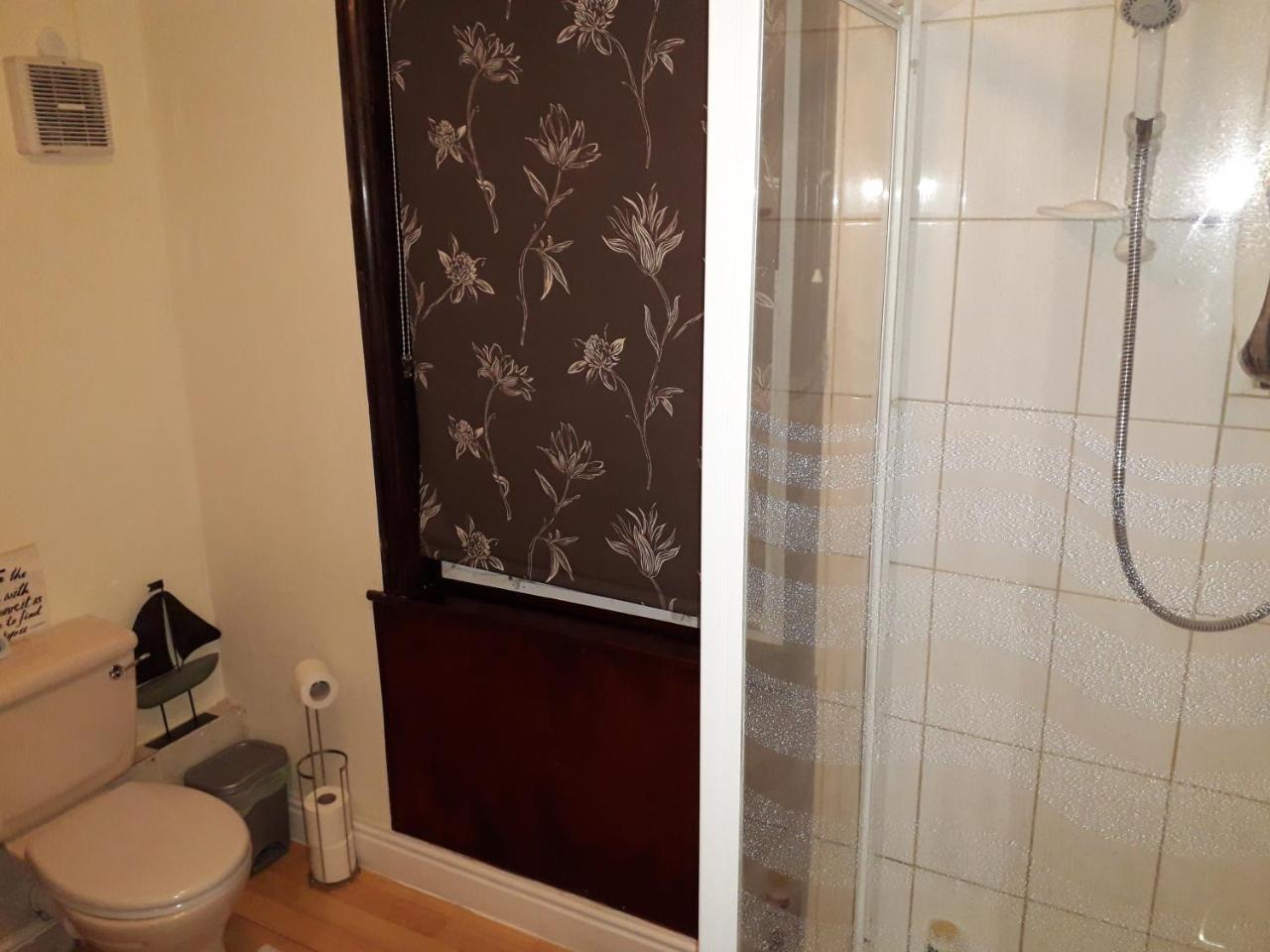 רדינג Caversham Lodge מראה חיצוני תמונה